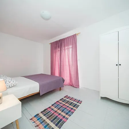 House Sanja Ferienhaus