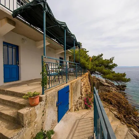 Nyaraló House Sanja