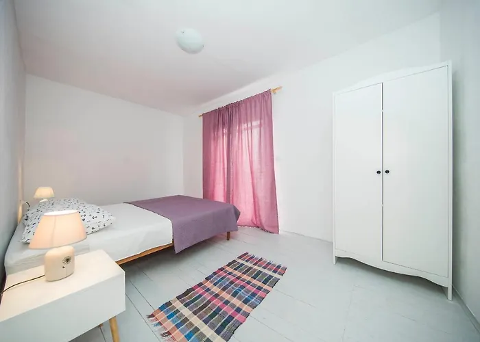 House Sanja Nyaraló